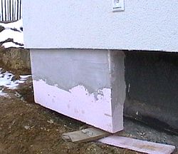 zateplen� pod ter�nem
