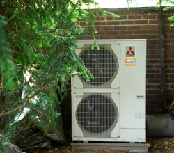 Venkovní jednotka tepelného čerpadla Zubadan Inverter PUHZ-SHW140YHA (14 kW) Venkovní jednotka tepelného čerpadla Zubadan Inverter PUHZ-SHW140YHA (14 kW)
