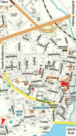 Orientační mapa Třeboně s vyznačeným Kongresovým a kulturním centrem Roháč