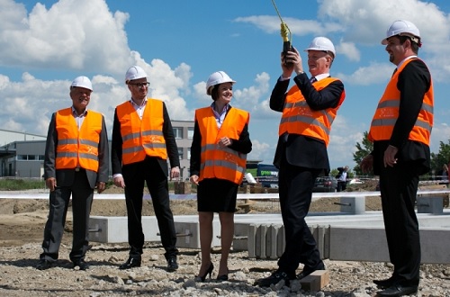 PointPark Properties (P3) a DHL Express staví logistické centrum v Bratislavě