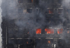 Obr. 3 Grenfell Tower, Londn © Donna - fotolia.com