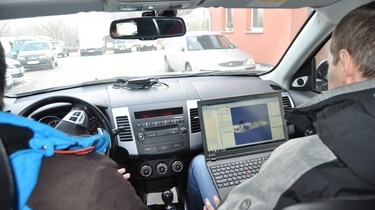 Obr. 2a Sledovanie zberu dát počas jazdy vozidlom