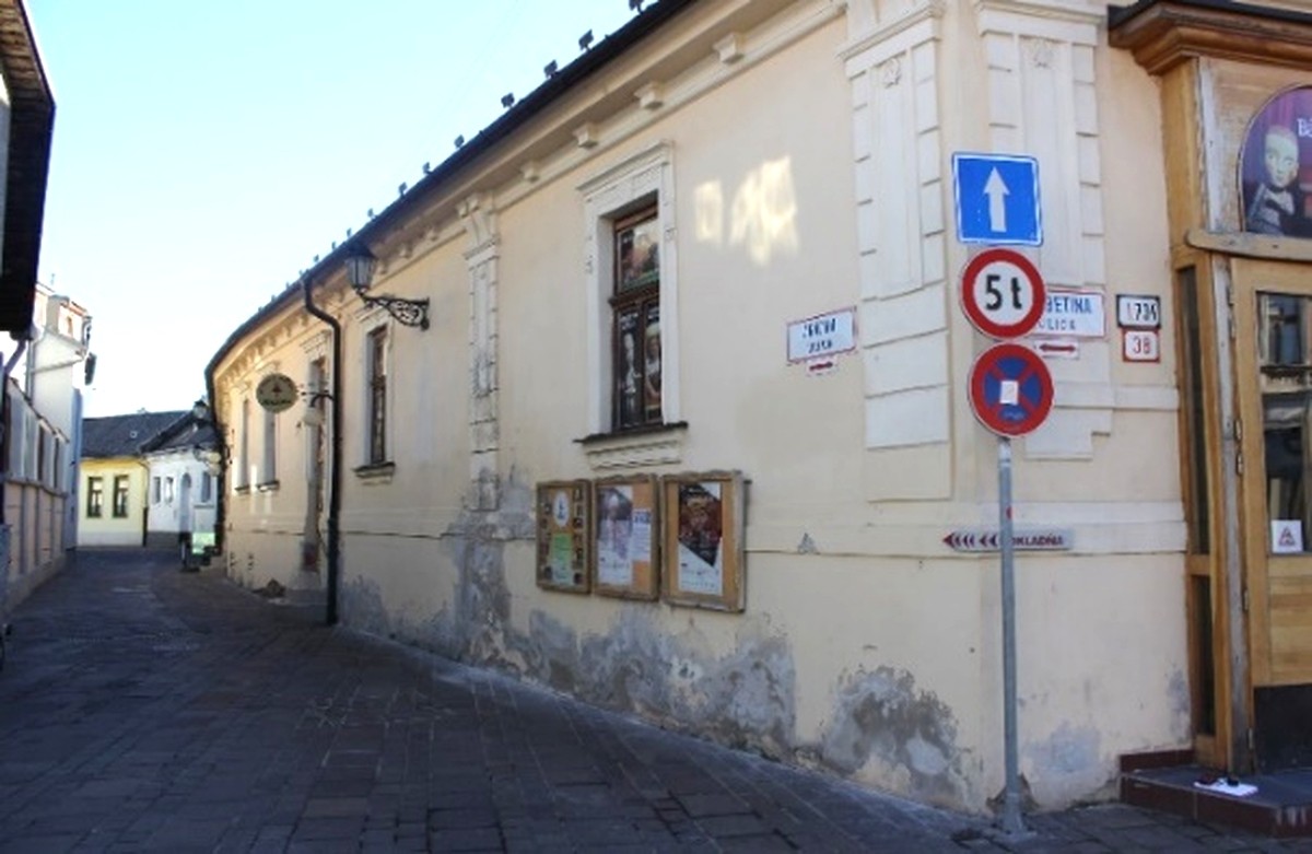 Tepelná ochrana historickej budovy v Košiciach pomocou dynamických ...