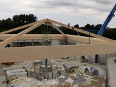 Analýza priestorovej drevenej konštrukcie strechy termálneho kúpaliska
