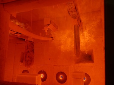 Obr. 11: Fotografie z požární zkoušky – zachycení postupného odpadávání OSB