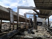 Poškození zemědělské stavby při tornádu Poškození zemědělské stavby při tornádu
