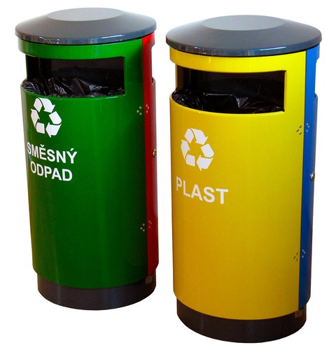 Nov venkovn odpadkov koe na recyklaci odpadu