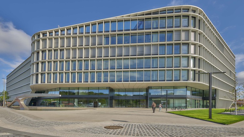 Zefektivnění výstavby s digitalizací: zkušenosti Grinity na budově Roztyly Plaza