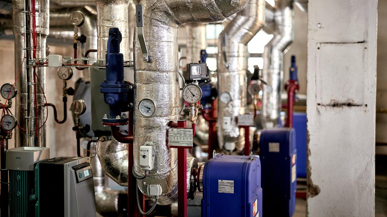 EPC přinese miliardové úspory a renovaci tisíců státních budov. Důležité je nepřibrzdit rozjetý proces
