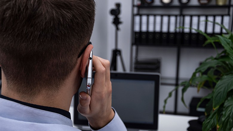 Šifrovací telefon - bezpečné telefonní hovory a ochrana know-how